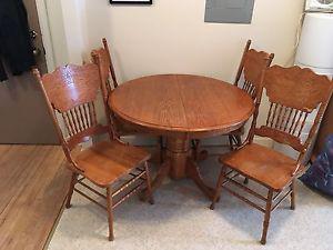 Solid Oak Dining Table Set