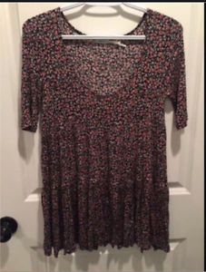 Urban Outiftters Floral print tunic