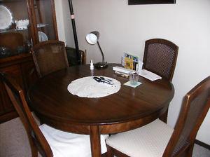 dinning room table