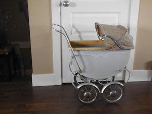 's Vintage Gendron Doll Carriage