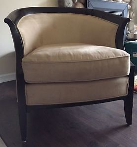 Accent chair