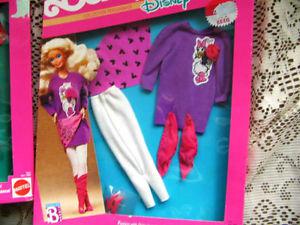  BARBIE DISNEY DAISY DUCK KNIT