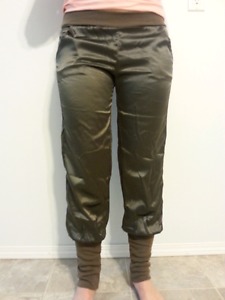 Brand new pants size M