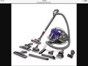 Dyson DC 37 Vacuum Cleaner