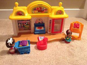Fisher Price Little People Grocery Store