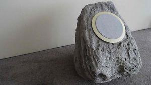 Floor stone speaker