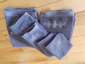 Gray decorative towels