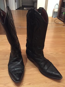 Guess brand leather Cowboy Boots