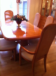 High End ~ QUALITY DINING SUITE
