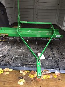 John Deere de thatcher 40"