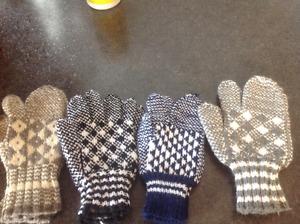 Knitted mitts