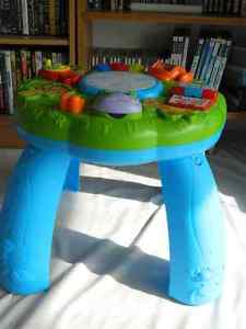 LEAP FROG PLAY TABLE