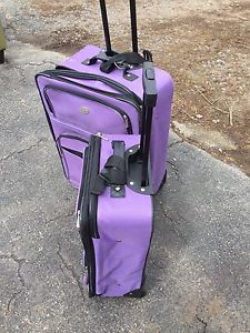 Luggage set