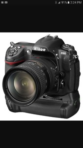 NIKON D300 WITH BATTERY GRIP, 3 BATTERIES, MANUAL, STRAP