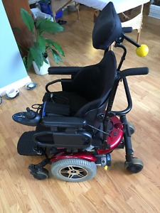 Quantum 600 Electric Wheelchair