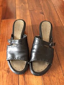 Rockport leather sandals like new