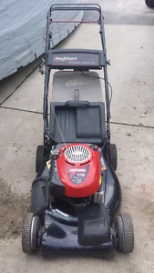 SERVICED LAWNMOWERS FOR SALE / TRADES