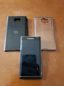 Selling mint UNLOCKED BlackBerry Priv (runs Android)