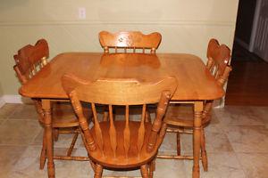 Solid Oak Kitchen Table and Chairs