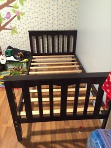 Twin espresso wooden bed