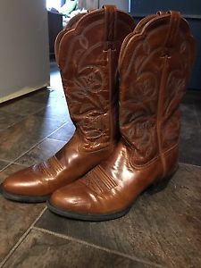 Women's Cowboy Boots Size 8B