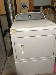 4 Years old - Whirlpool Washer & Dryer