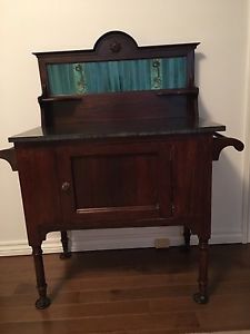 Antique washstand / side table.