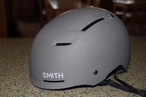 BMX/Bike Helmet Smith Axle size M cm matte cement