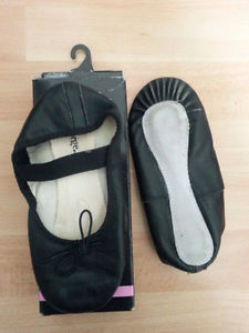 Black ballet shoes - size 2