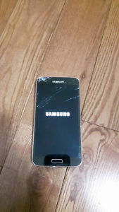 Broken Samsung S5 Galaxy