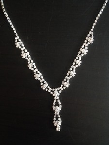 Crystal necklace and earrings set