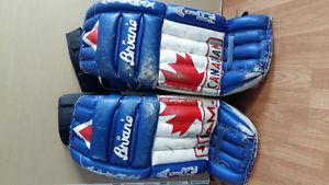 Goalie pads $100