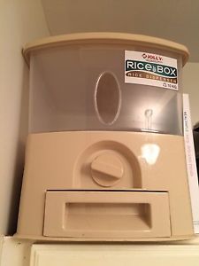 Rice dispenser