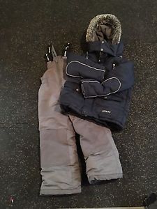 Size 6 Gusti winter coat and ski pants