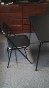 Table with folding legs,and 2 foldable chairs,