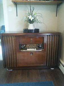 Vintage Grundig stereo unit.