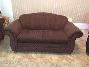 Wanted: Couch set for sale