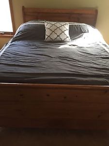 Wanted: Solid pine bedroom set