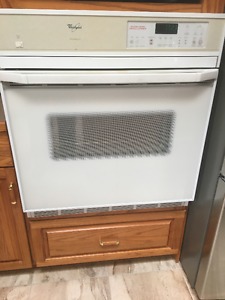 Whirlpool in-wall oven