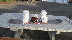 morrow 148cm girls snowboard,helmet and boots