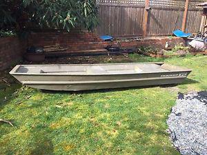 12 foot boat for sale