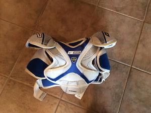 Bauer Hockey Shoulder Pads Size: Junior Small
