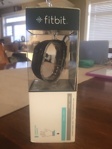 Brand new Fitbit Charge HR - black, size small