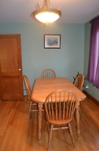 Dining Room Table and Six Chairs for Sale