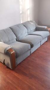 Grey couch 100$