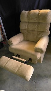 Lazyboy rocker/recliner in good condition