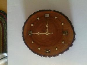 Log slash cut clock