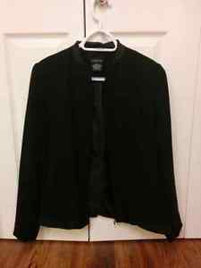 (NEAR NEW) black blazer