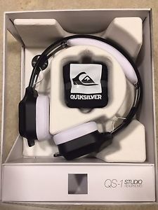 Quiksilver headphones $40