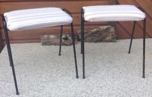 Stacking stools